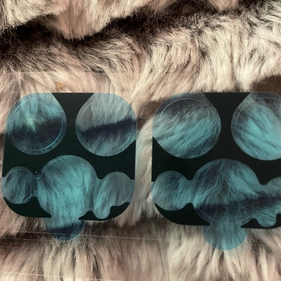 NWT~iPhone 12 Pro Max Glitter Camera lens protector. 2 per box. - Picture 6 of 9